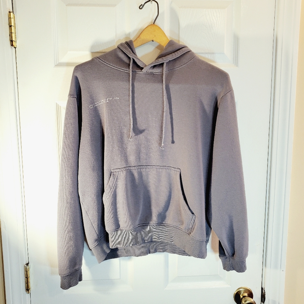 PRETTYLITTLETHING Gray Pullover Hoodie MEDIUM Logo Charcoal Grey Est 2012 CLEAN